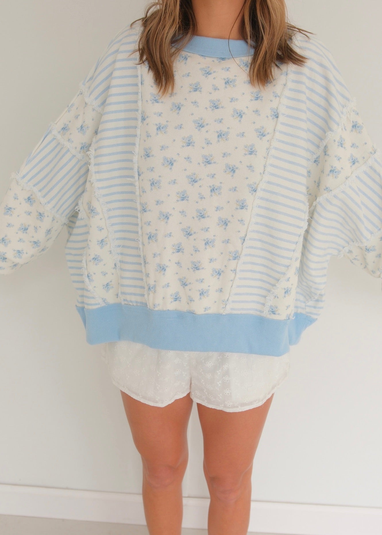Darling Floral Pullover